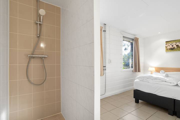 Bungalow für 2 Personen, mit Terrasse und Balkon/Terrasse in den Niederlande - 4