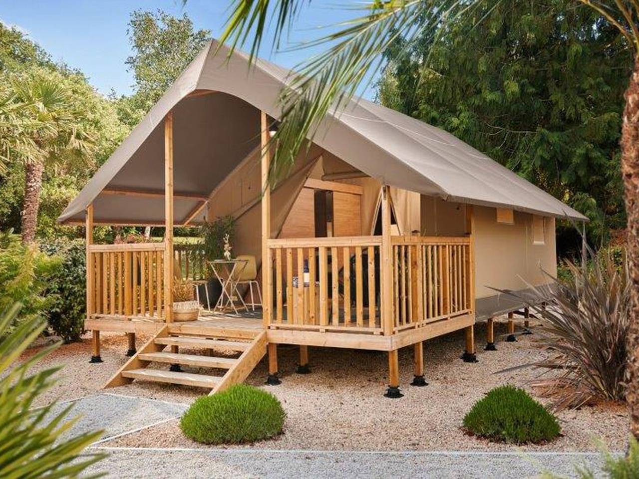Bungalow toilé, animaux Ok - 5 pers. in Luynes, Région de Tours