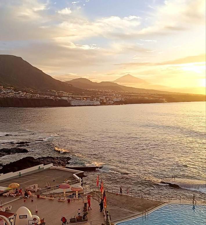 Ferienwohnung für 3 Personen, mit Garten und Ausblick sowie Pool - 1