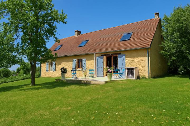 Gîte pour 6 personnes, avec piscine à Peyzac-le-Moustier - 2