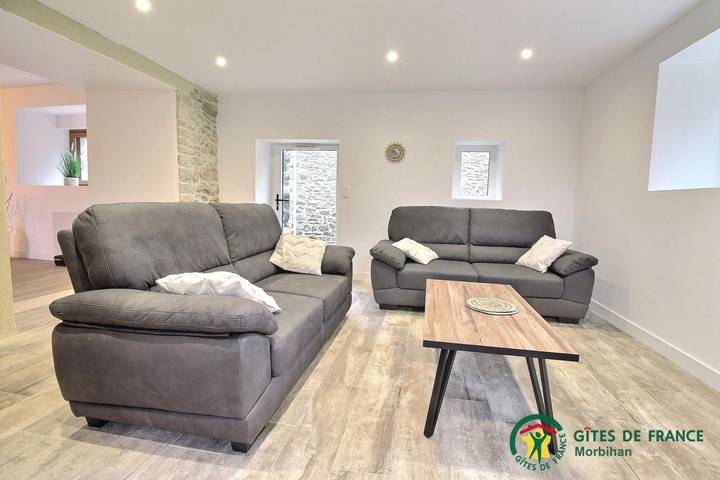 Gîte pour 8 personnes, avec jardin et terrasse à Landaul - 4