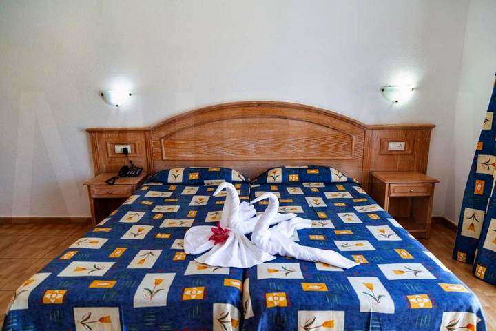 Hôtel pour 3 personnes, avec piscine ainsi que terrasse et vue à Puerto de la Cruz - 3