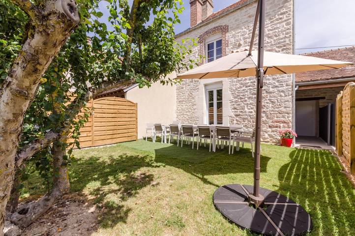 Gîte pour 15 personnes, avec jardin