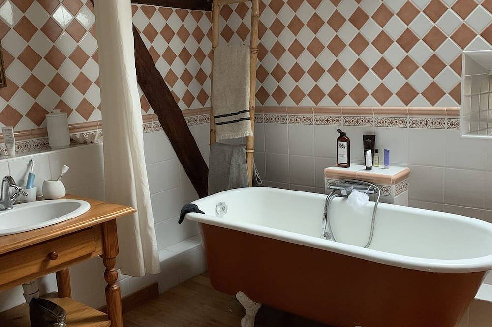 Maison de famille près de Villeneuve-sur-Yonne in Chaumot, Yonne