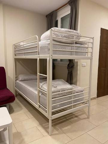 Gîte pour 4 personnes, avec terrasse et vue à Sabadell