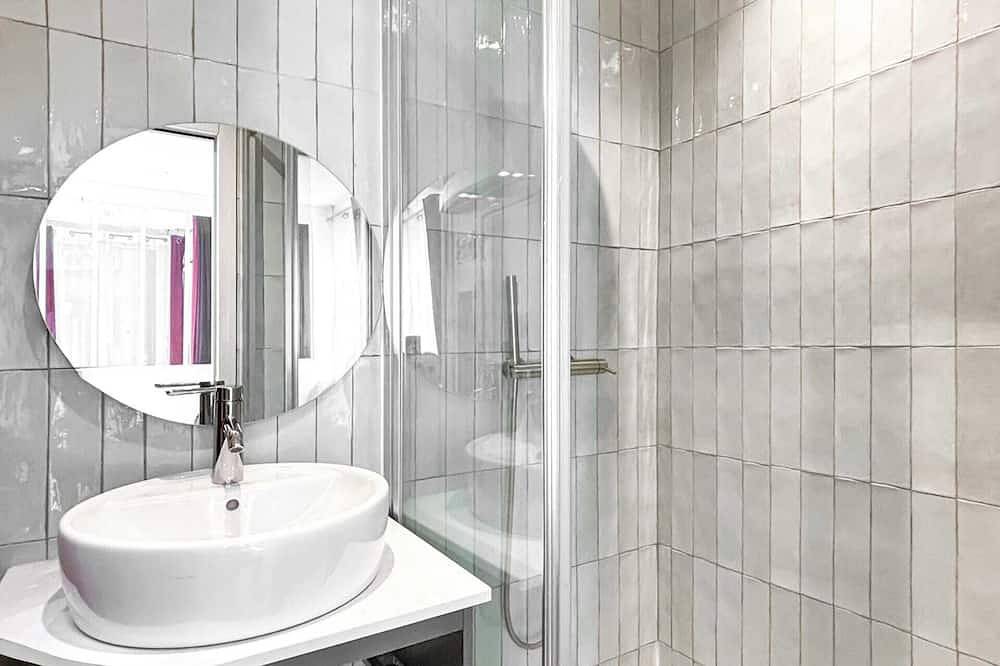 Apartamento entero, David D Angers 52 - Una Habitación Piso, Capacidad 4 in París, Isla de Francia