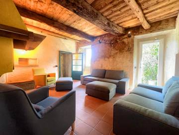 Ferienhaus für 9 Personen in Castello di Carlazzo, Gemeinde Carlazzo, Bild 4