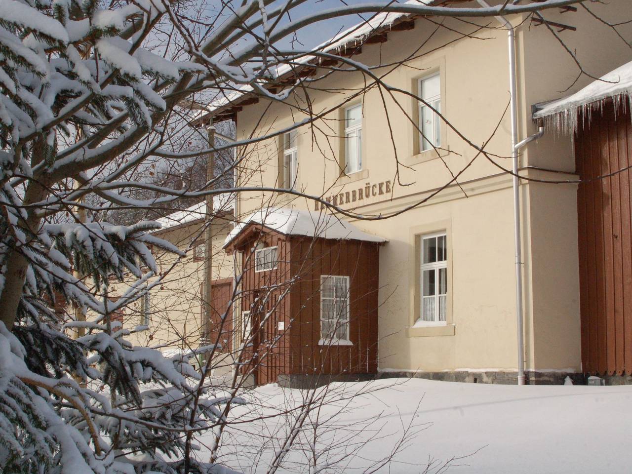 Ganze Wohnung, Mit privatem Parkplatz in Hammerbrücke, Muldenhammer