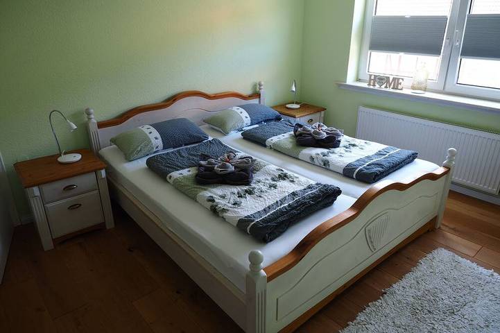Großes familienfreundliches Ferienhaus in zentraler Lage am Edersee in Hemfurth-Edersee, Edertal