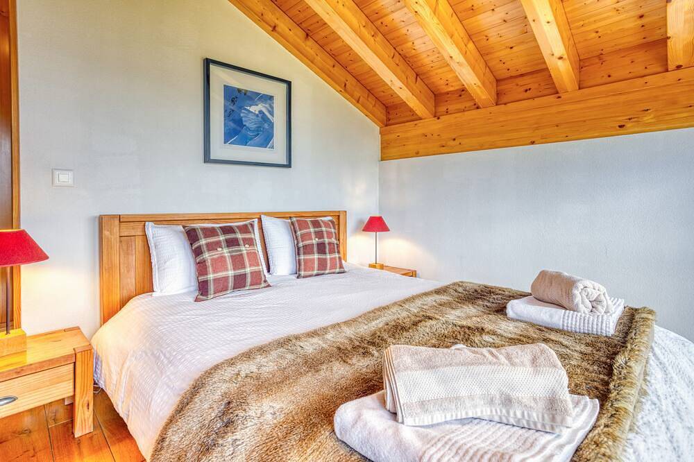 Faszinierende moderne Skihütte mit unglaublich offenen Blick auf die Berge in Anzère, Ayent