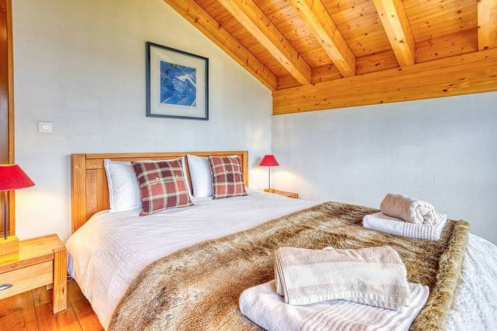 Gîte pour 10 personnes, avec jardin et jacuzzi, animaux acceptés dans Anzère - 3