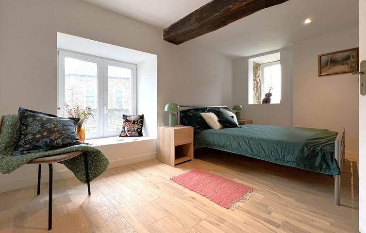 Encantador apartamento de 76 m² con wifi, aparcamiento y petanca in La Baroche-sous-Lucé, Parc naturel régional Normandie-Maine