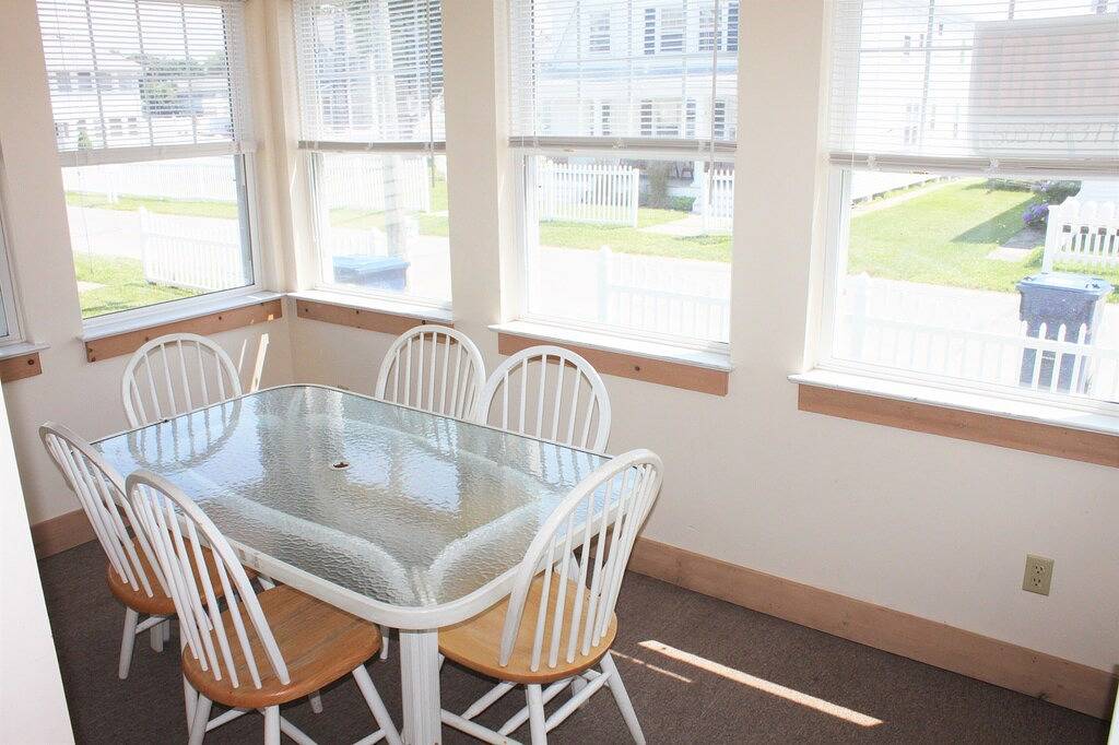 Bleiben Sie nur wenige Schritte von einem wunderschönen Privatstrand in Old Lyme entfernt! in Old Lyme, Connecticut