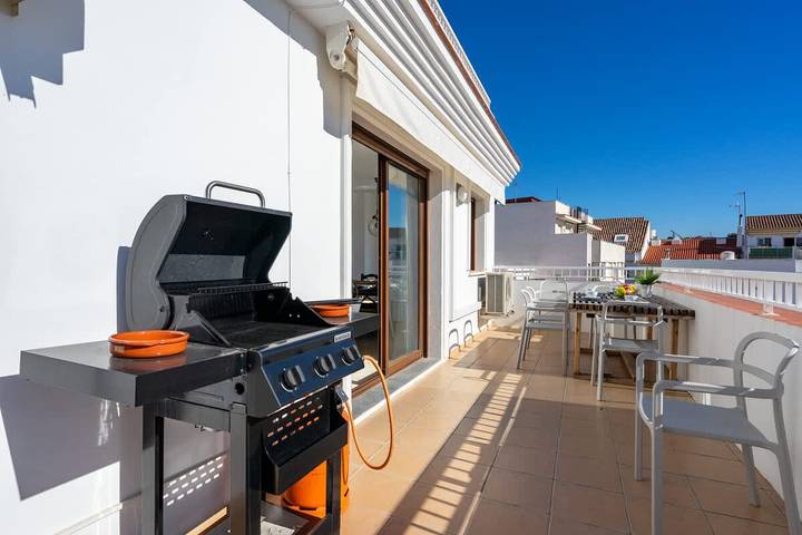 Ganze Ferienwohnung, Pool Penthouse in La Cala by Costarentals in Playa de La Cala - El Torreón (Mijas), Mijas