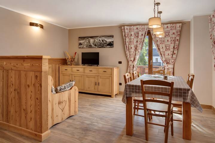 Entire apartment, Holiday Home '4061 Maison Gerard Torre St Orso' in Lillaz (Cogne), Cogne