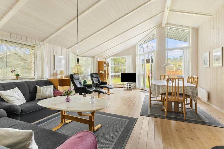 Ferienhaus für 6 Personen, mit Sauna und Whirlpool sowie Terrasse in Østre Sømarken - 2
