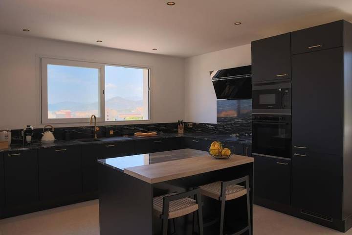 Villa pour 6 personnes, avec vue et jardin à L'Île-Rousse - 4