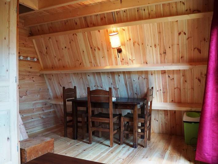 Gîte pour 4 personnes, avec terrasse dans Col De La Croix De Fer - 4