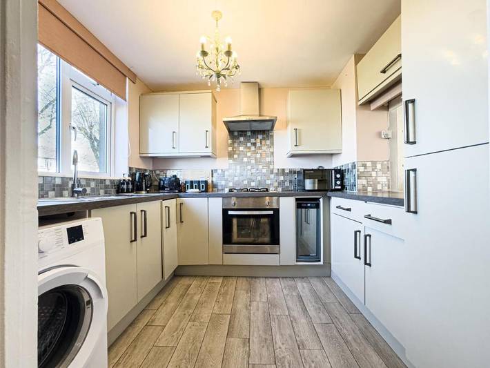 Apartment for 7 people, with garden in Basildon