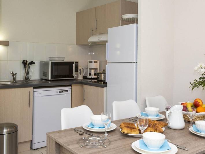 Location de vacances pour 4 personnes, avec jardin et piscine à Le Tronchet - 2