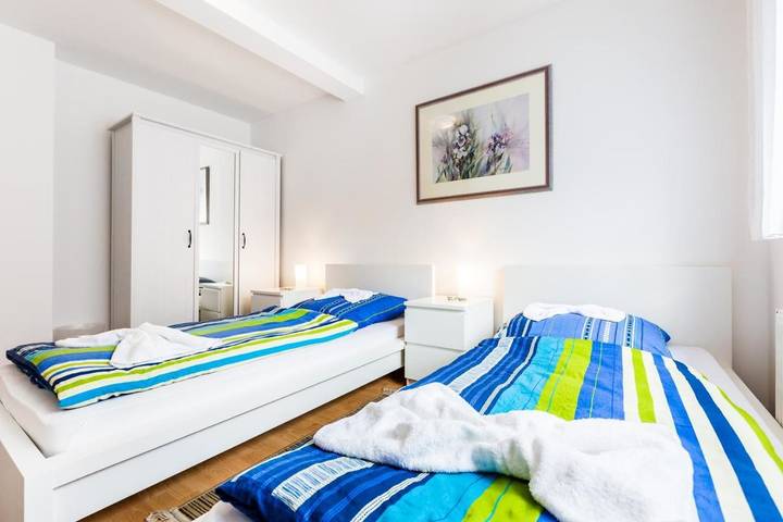 Ferienhaus für 8 Personen, mit Terrasse und Ausblick in Mülheim Köln - 2