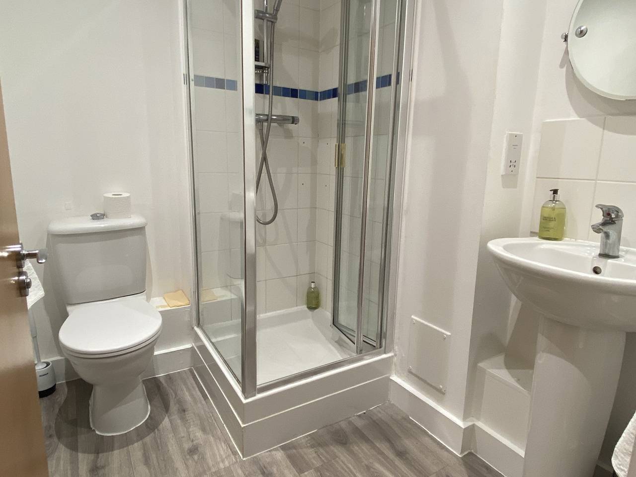 Ganze Ferienwohnung, 2 bedroom near ocean village Marina port apartment in Ocean Village, Southampton