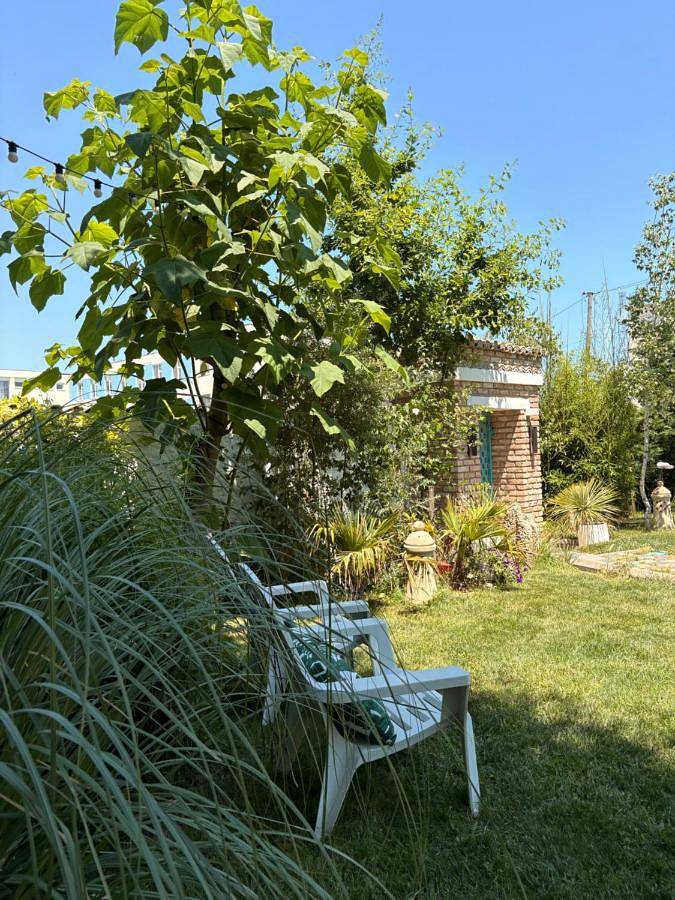 Gîte pour 2 personnes, avec jardin dans Mangalia - 3