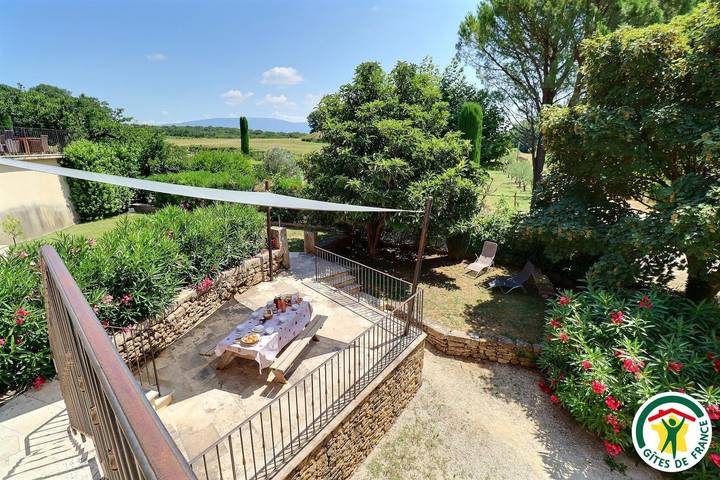Domaine De Montine - Grenache in Grignan, Región de Nyons