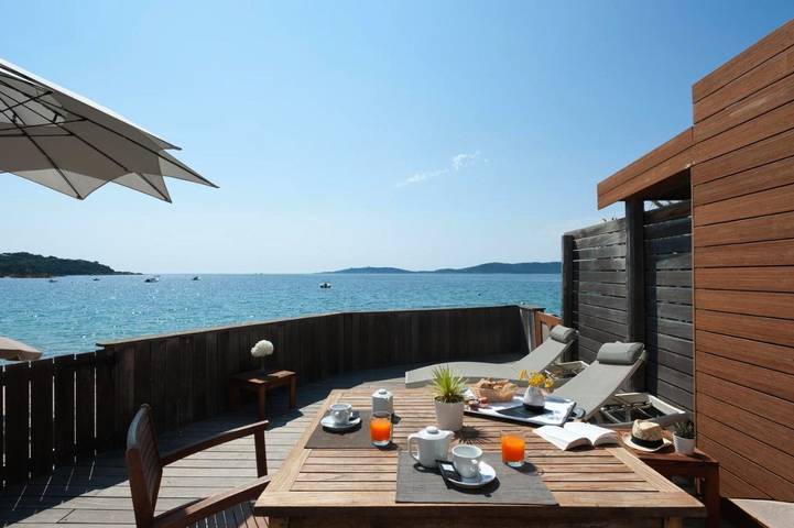 Hôtel pour 2 personnes, avec Terrasse ainsi que Jardin et Piscine dans Cala Rossa
