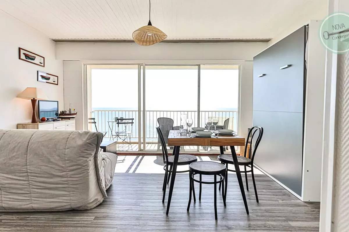 Studio entier, Studio pour 2 Personnes in Saint-Gilles-Croix-de-Vie, Vallée de la Loire