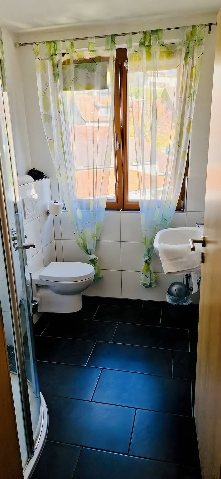 Doppelzimmer Nebengebäude Mit Dusche in Sipplingen, Obersee (Bodensee)