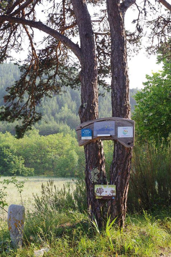 Location de vacances pour 2 personnes, avec vue et jardin à Menglon