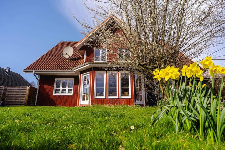 Ferienwohnung für 6 Personen, mit Garten