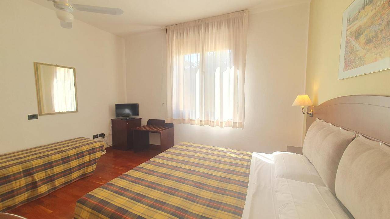 Twin Room with Shower in Predappio, Province de Forlì-Cesena