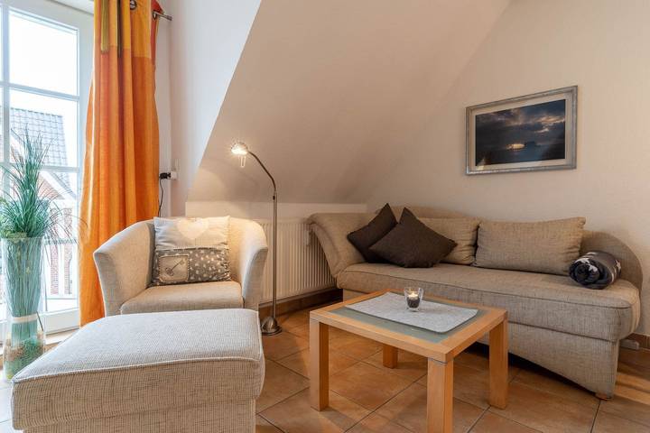 Ganze Wohnung, 4 Sterne Obergeschosswohnung mit Balkon und Blick zum Westerhever Leuchtturm in St. Peter-Ording, Eiderstedt