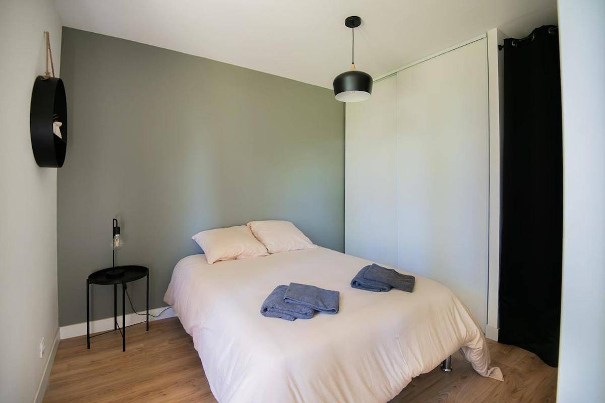 Appartement entier, 36 m2 2-room apartment, parking, fiber internet, near metro, Literie Bultex in Ramonville-Saint-Agne, Canal du Midi