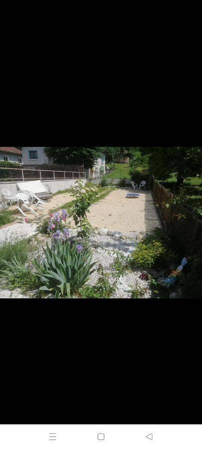Appartement de vacances pour 3 personnes, avec Terrasse ainsi que Jardin et Vue