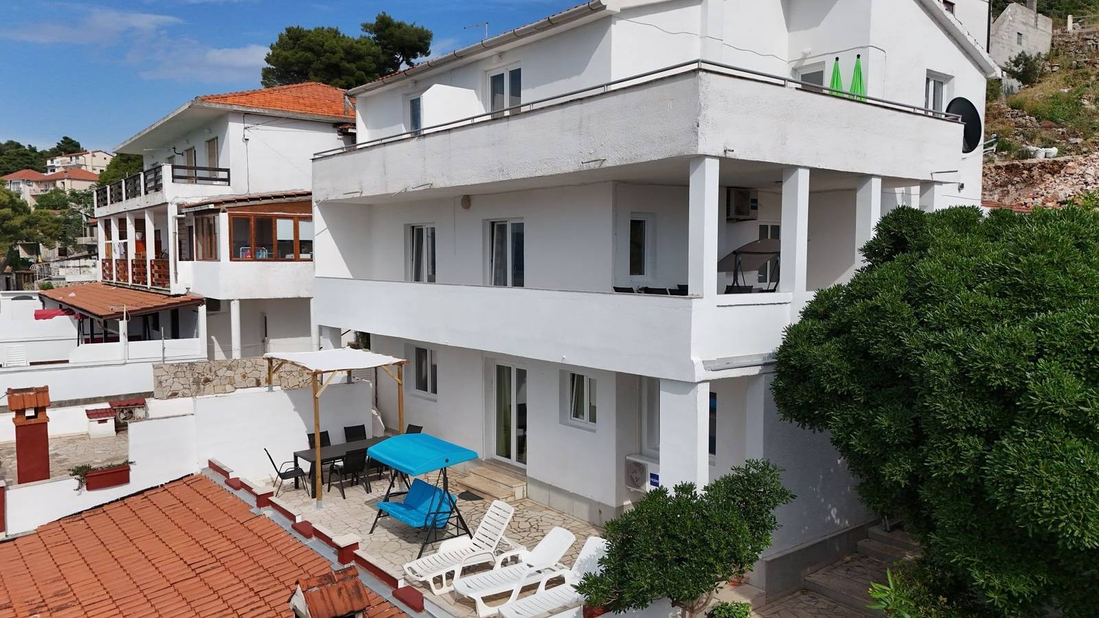 Ganze Wohnung, Apartments by the sea Jelsa, Hvar - 22256 in Jelsa, Hvar