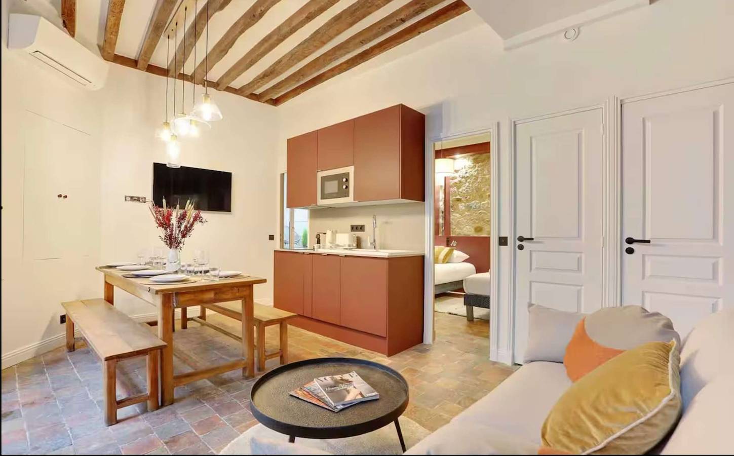 Apartamento entero, Superb air-conditioned apartment in the center of Paris/Le Marais in Distrito 3, París