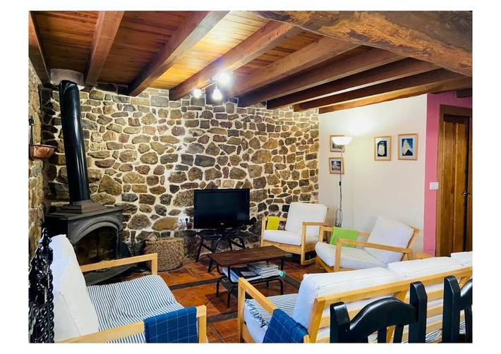 Casa rural para 10 personas, con vistas y terraza, Se admiten mascotas en Parque Nacional de Los Picos de Europa - 4