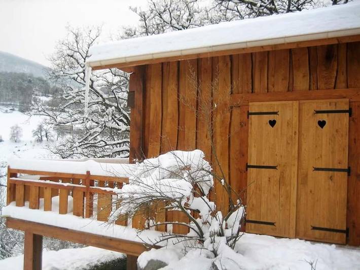 Gîte pour 10 personnes, avec jardin et vue à Anla