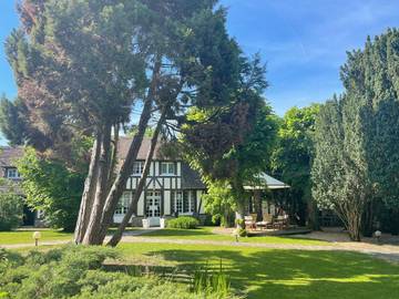 Maison d’hôte pour 2 personnes, avec jardin ainsi que terrasse et vue, animaux acceptés à Sainte-Gemme-Moronval