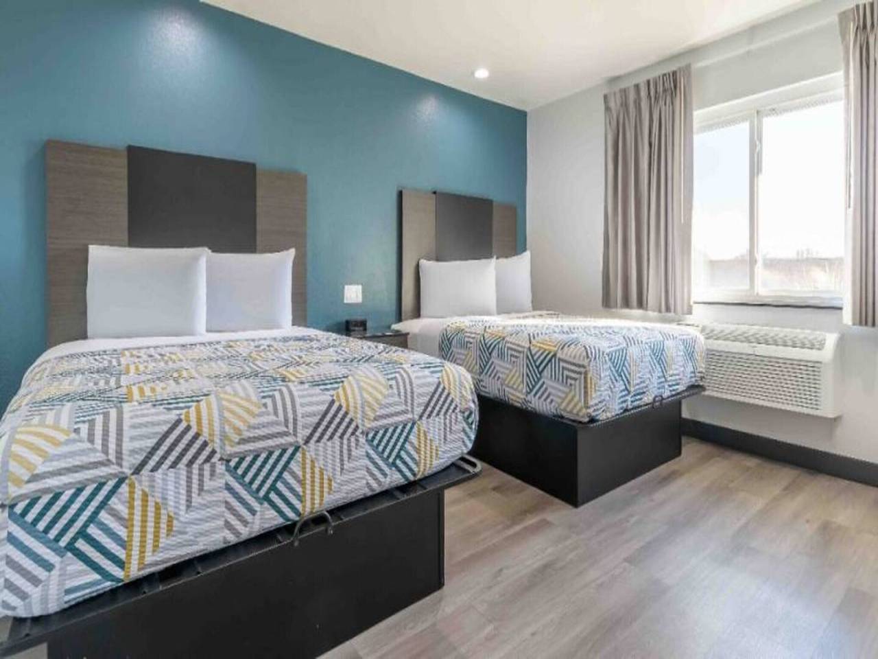2 Camas Queen | Suite | Ns | Nevera in Perris, Riverside County