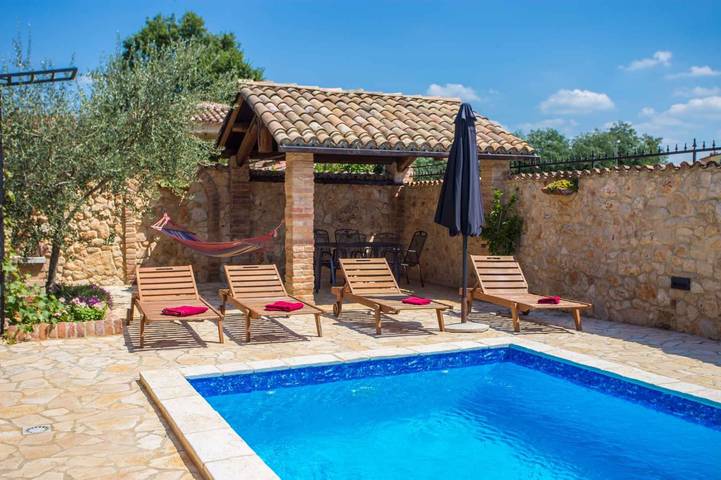 Ferienwohnung für 4 Personen, mit Garten in Nova Vas - 2