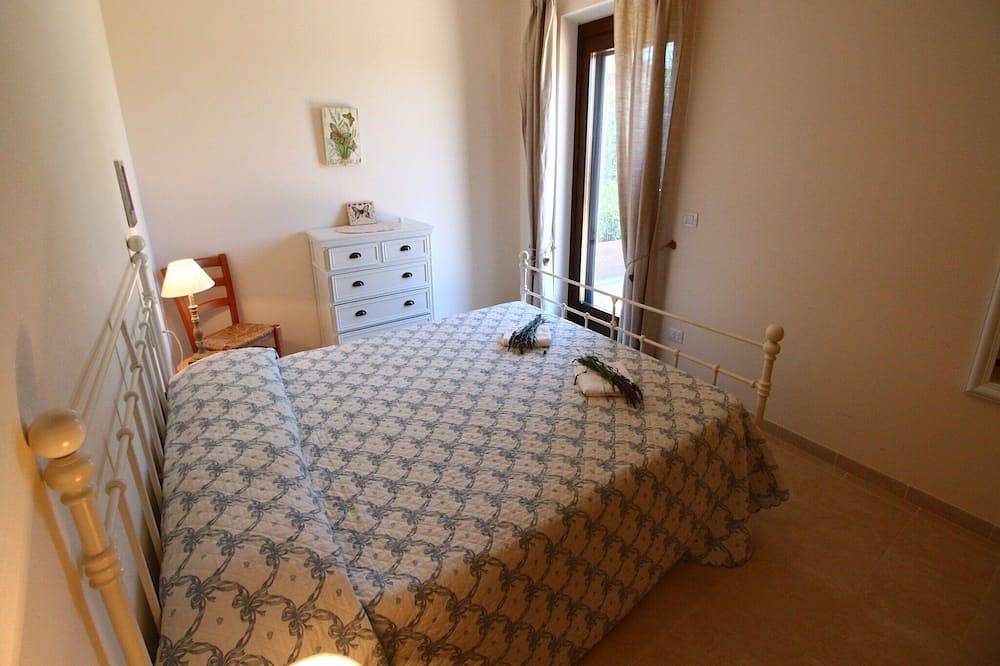 Farmhouse in Montalto near Sandy Beaches in Montalto di Castro, Viterbo Province