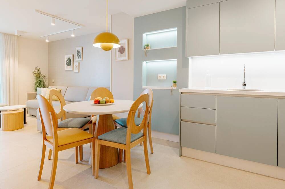 Hel leilighet, Apartment 2 bedroom | ground floor| mountain view in La Caleta, Adeje