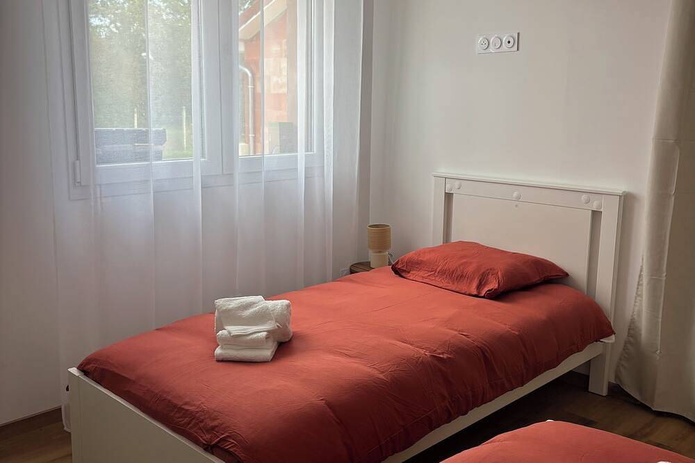Small house, just a few minutes from Lac du Der! Welcome to L'Escapade du Der in Puellemontier, Haute-Marne