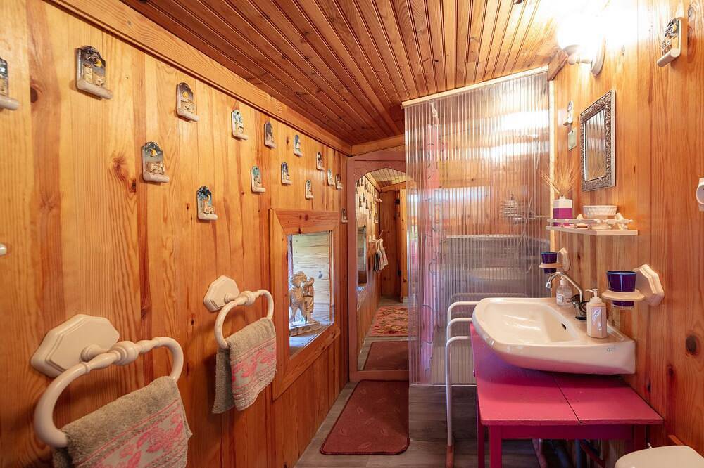 Chambre  d'hôte 1900 in Durfort-et-Saint-Martin-de-Sossenac, Parc national des Cévennes