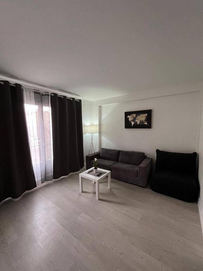 Gîte pour 3 personnes, avec balcon dans Gare De Gentilly - 2