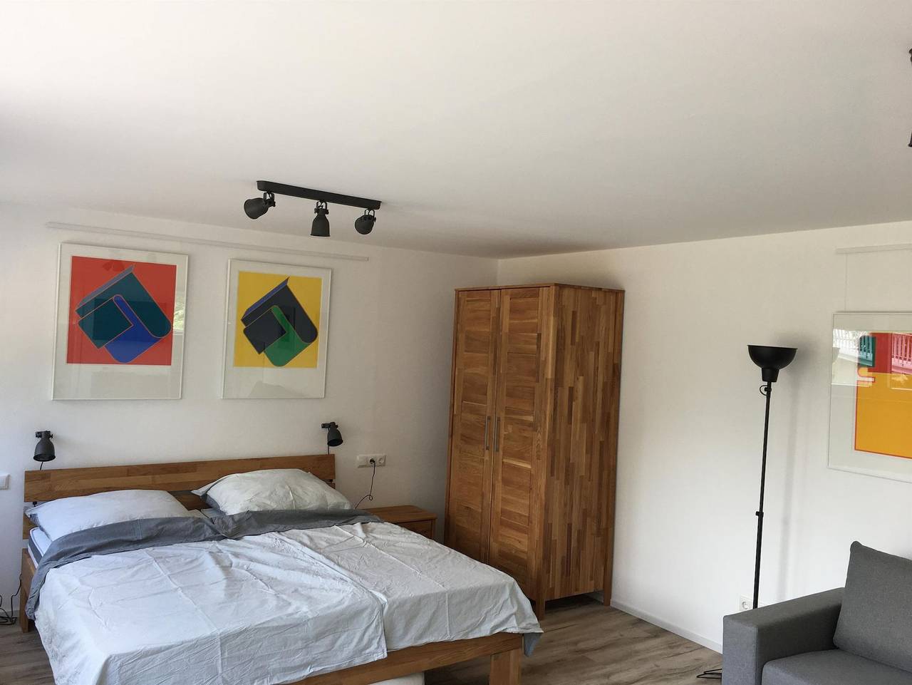 Gästehaus Kunststiftung Bernhard Müller-Feyen - Exklusives 2-Bett-Ferienhaus im Skulpturengarten in Adenau, Osteifel